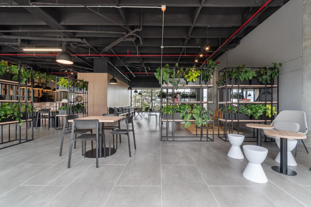 Apartamentos Go Living & Suites By Housy Host Μεντεγίν Εξωτερικό φωτογραφία