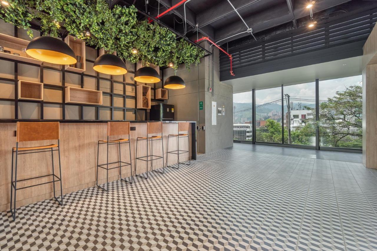 Apartamentos Go Living & Suites By Housy Host Μεντεγίν Εξωτερικό φωτογραφία