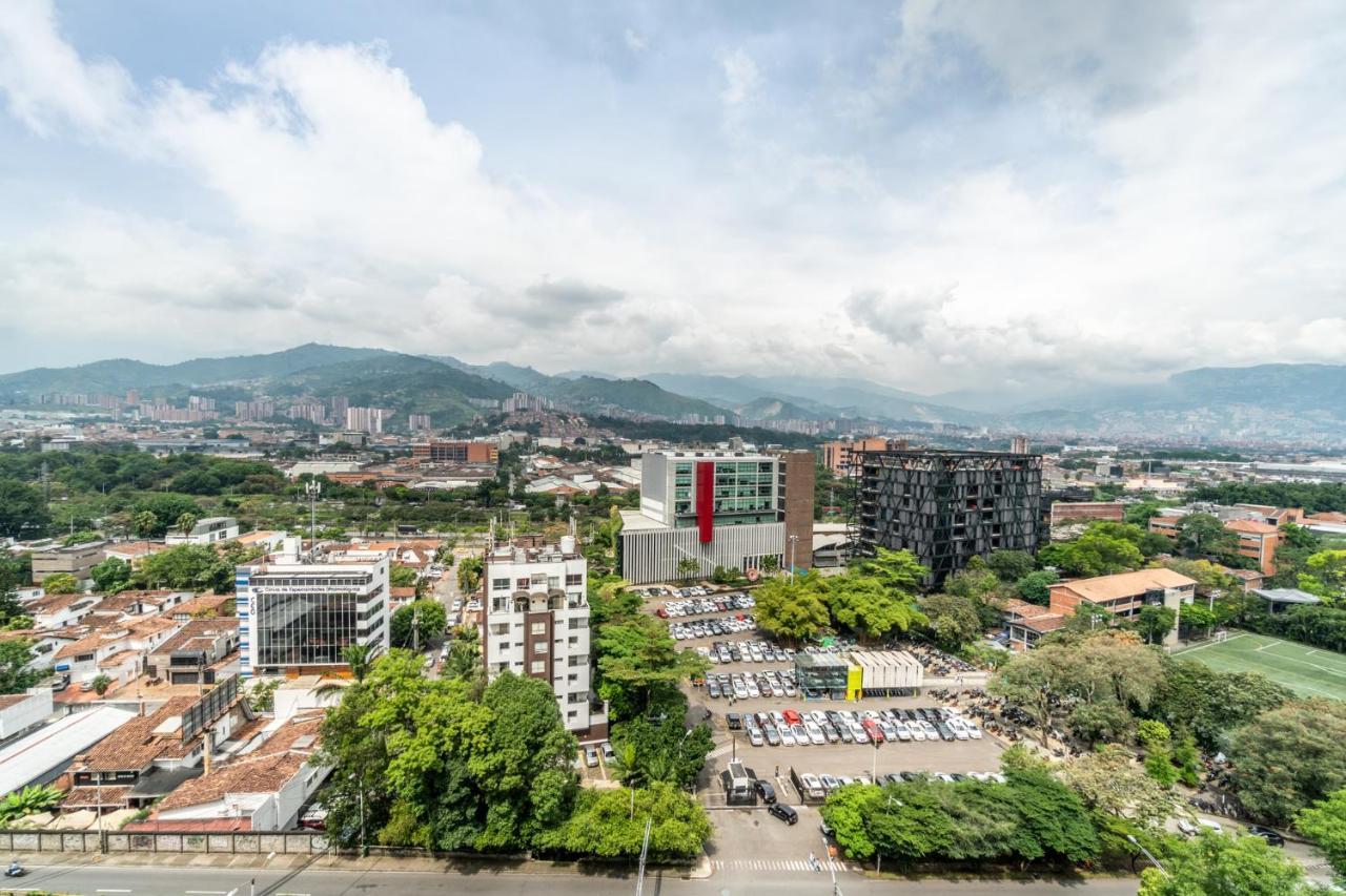 Apartamentos Go Living & Suites By Housy Host Μεντεγίν Εξωτερικό φωτογραφία